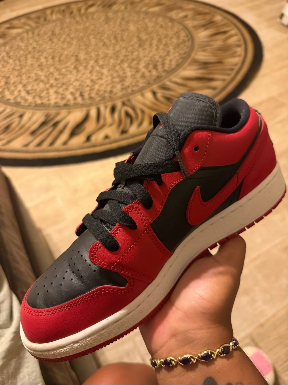 Nike Air Jordan 1 Low Reverse Bred GS 6.5Y Red Black 553560-606